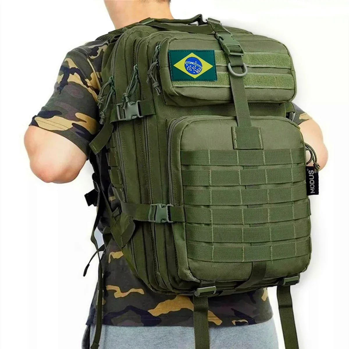 Mochila Tática Militar 50L – Grande Capacidade, Resistente e Multifuncional